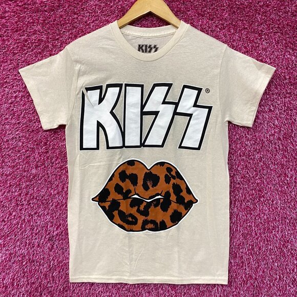 Kiss Cheetah Lips Heavy Metal Band T-Shirt Small - Picture 1 of 4